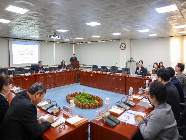 ֽ ͳ󡤱 Ȱȭ     뿪 ȸ